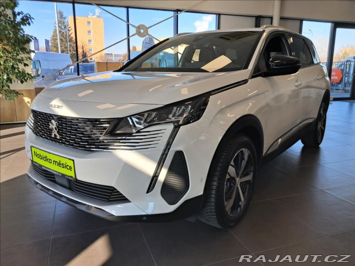 Peugeot 5008 1,5   ALLURE PACK 130k EA 2024