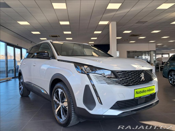 Peugeot 5008 1,5   ALLURE PACK 130k EA 2024