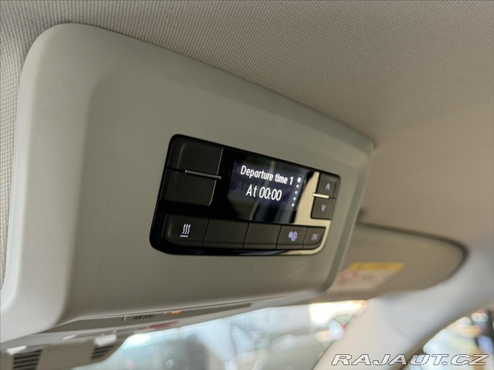 Volkswagen Multivan 2,0 TDI Highline 4MOT DSG 2022