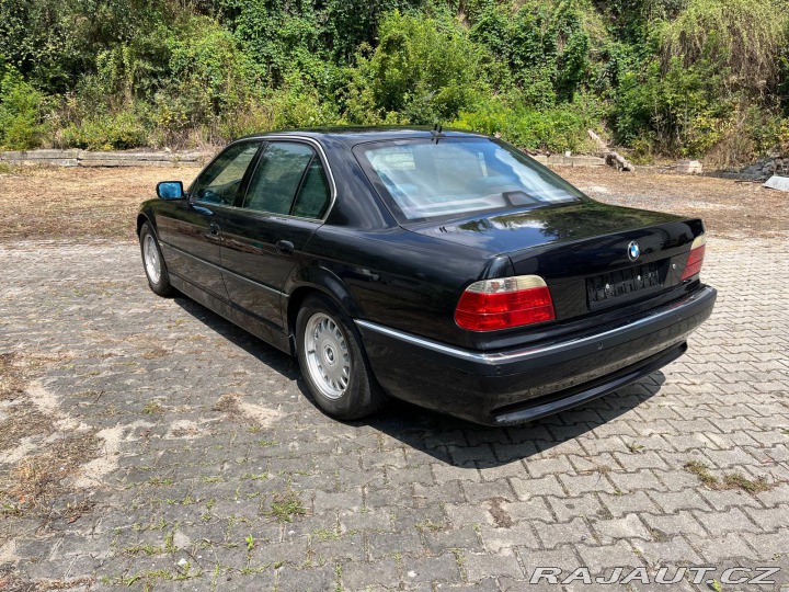 BMW 7 750i E38 2000