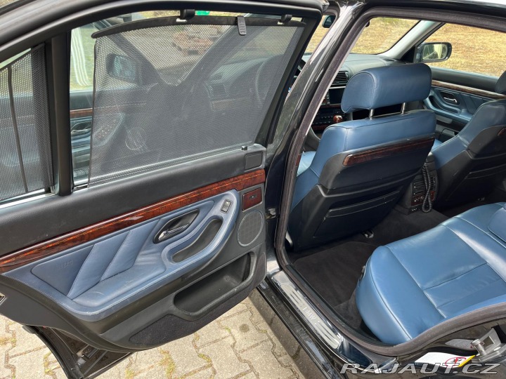 BMW 7 750i E38 2000