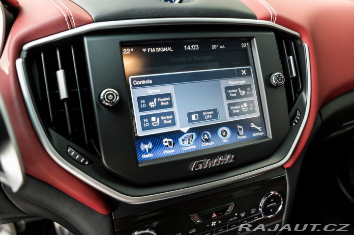 Maserati Ghibli V6 S Q4 Premium/Sport/Car 2015