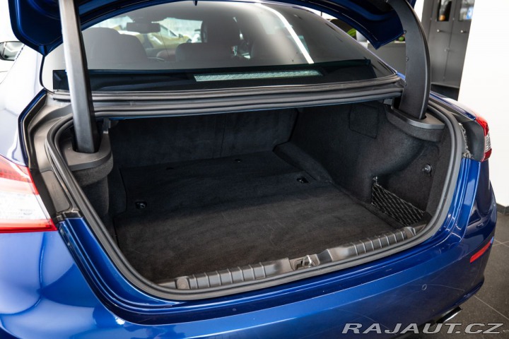 Maserati Ghibli V6 S Q4 Premium/Sport/Car 2015