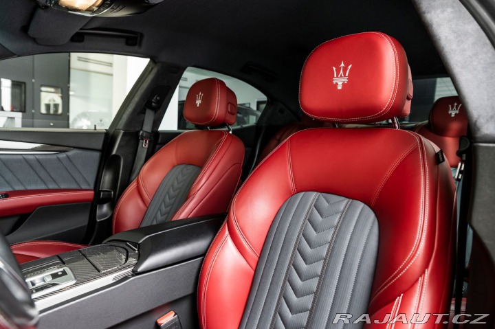 Maserati Ghibli V6 S Q4 Premium/Sport/Car 1800