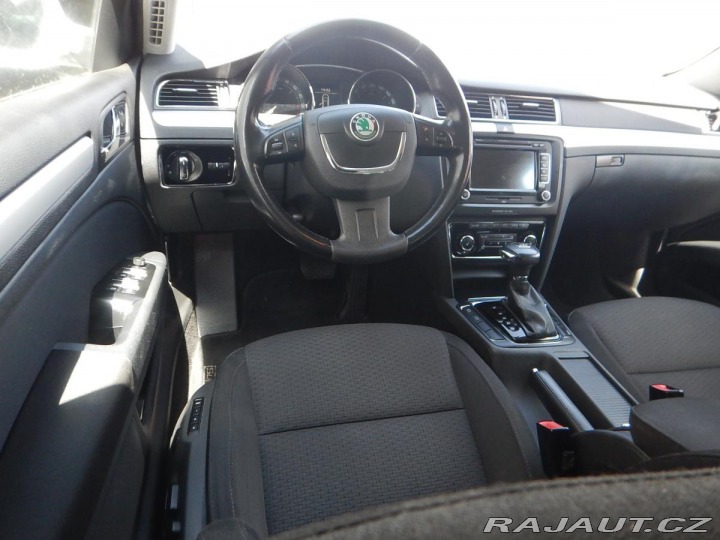 Škoda Superb 2.0 TDI, 125 kW, DSG, SER 2011