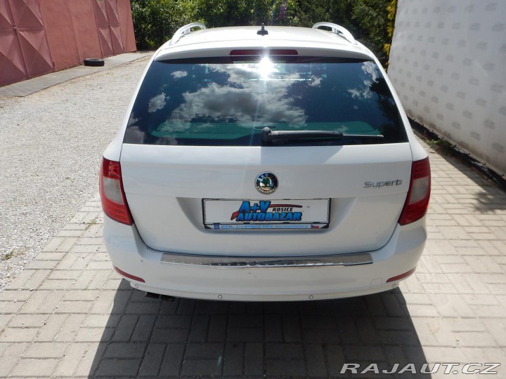 Škoda Superb 2.0 TDI, 125 kW, DSG, SER 2011