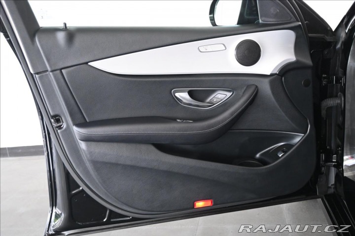Mercedes-Benz E 3,0 400d 243kW 9G-Tronic 2021