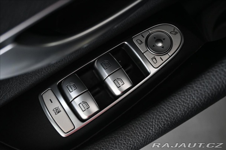 Mercedes-Benz E 3,0 400d 243kW 9G-Tronic 2021