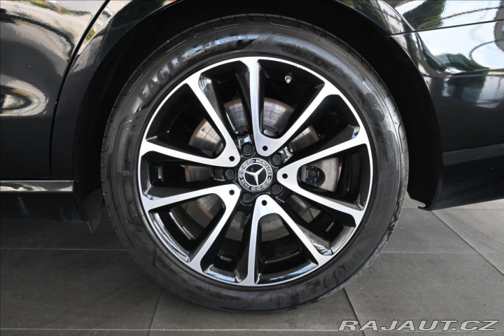 Mercedes-Benz E 3,0 400d 243kW 9G-Tronic 2021