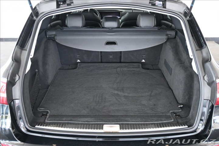 Mercedes-Benz E 3,0 400d 243kW 9G-Tronic 2021