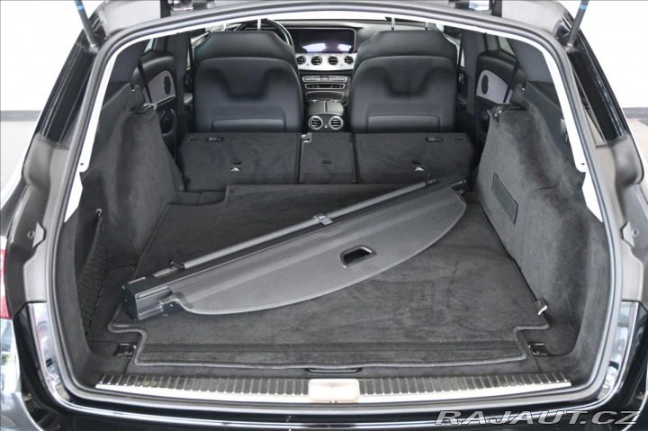 Mercedes-Benz E 3,0 400d 243kW 9G-Tronic 2021