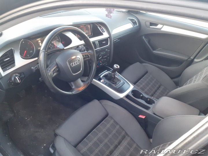 Audi A4 Avant 2.0TDi Quattro 2011