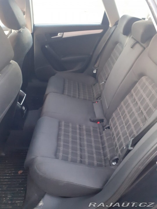 Audi A4 Avant 2.0TDi Quattro 2011