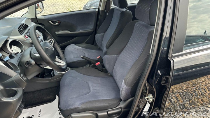 Honda Jazz 1.2 i-VTEC 66kW REZERVOVA 2010