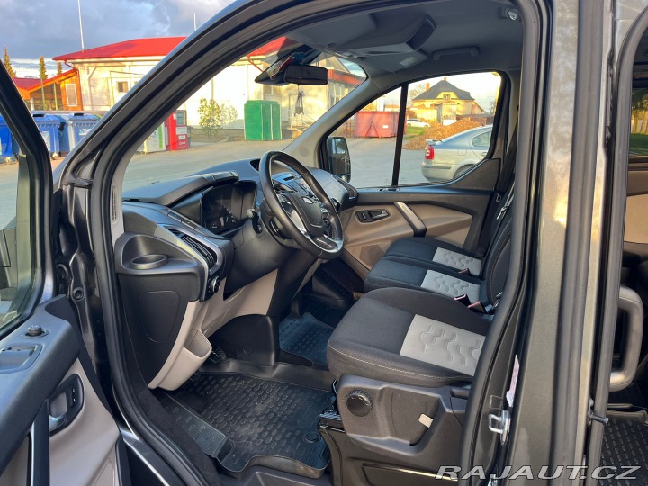 Ford Tourneo Custom Titanum 9 míst 2018