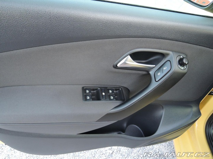 Volkswagen Polo 1,2i Webasto 2011