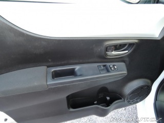 Toyota Yaris 1,5 VVTi hybrid NAVI kame 2014