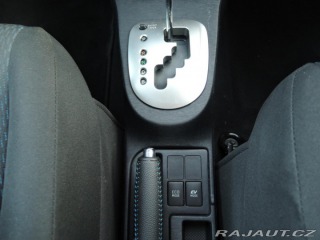 Toyota Yaris 1,5 VVTi hybrid NAVI kame 2014