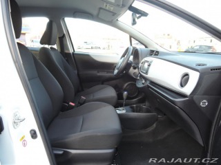 Toyota Yaris 1,5 VVTi hybrid NAVI kame 2014