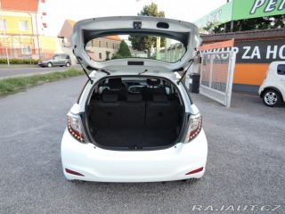 Toyota Yaris 1,5 VVTi hybrid NAVI kame 2014