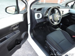 Toyota Yaris 1,5 VVTi hybrid NAVI kame 2014