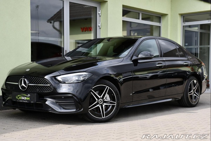 Mercedes-Benz C 400e 4M HYBRID PANO ZÁRUK 2023