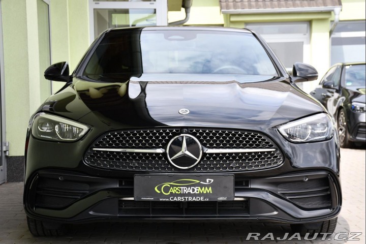 Mercedes-Benz C 400e 4M HYBRID PANO ZÁRUK 2023
