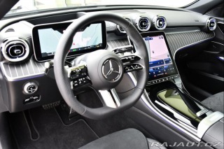 Mercedes-Benz C 400e 4M HYBRID PANO ZÁRUK 2023