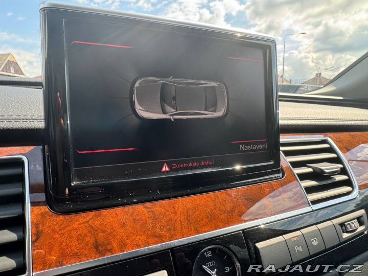 Audi A8 3.0 TDI Quattro DVD Tiptr 2011