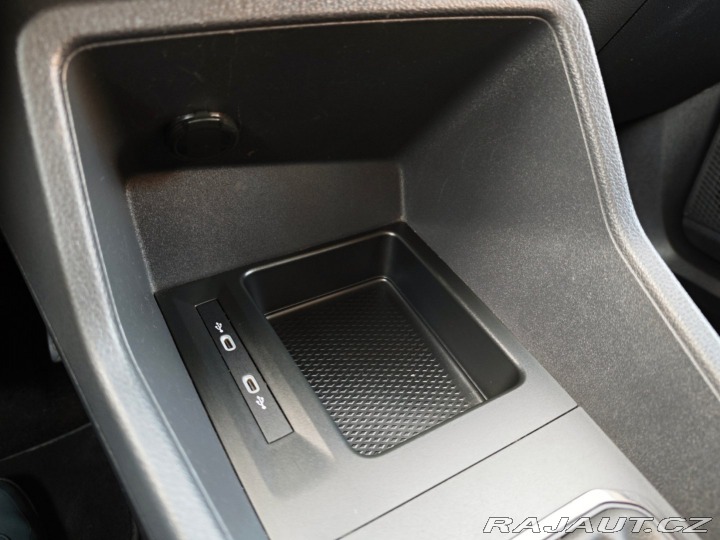 Volkswagen Caddy Maxi Life 2.0 TDi 7 míst 2021
