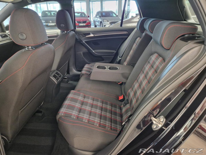Volkswagen Golf 2,0 GTi AUTOMAT 180KW 2018