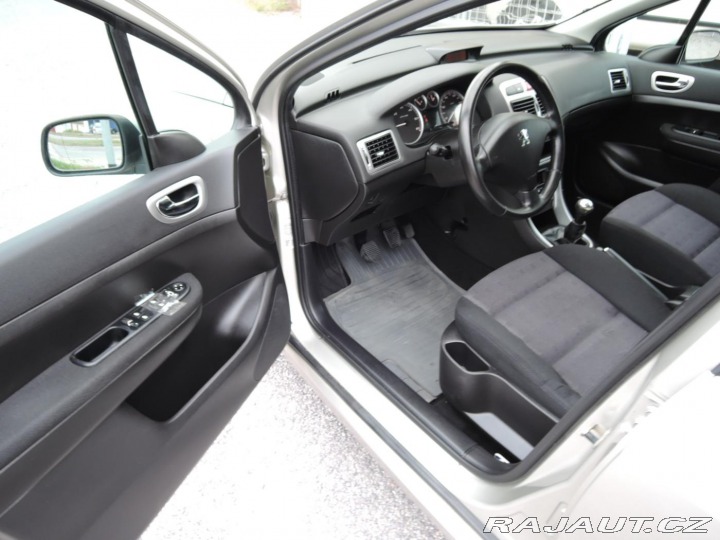 Peugeot 307 SW 2.0 HDi Panorama 2004