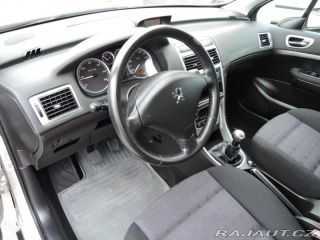 Peugeot 307 SW 2.0 HDi Panorama 2004
