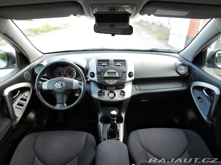 Toyota RAV4 2,2 D-CAT 4x4 107.000 KM 2007