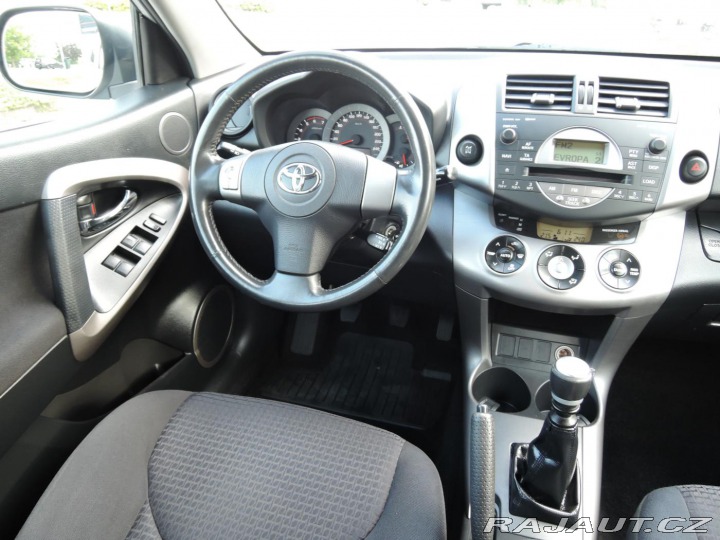 Toyota RAV4 2,2 D-CAT 4x4 107.000 KM 2007