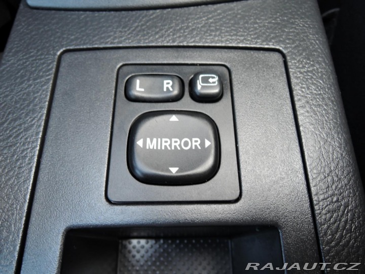 Toyota RAV4 2,2 D-CAT 4x4 107.000 KM 2007