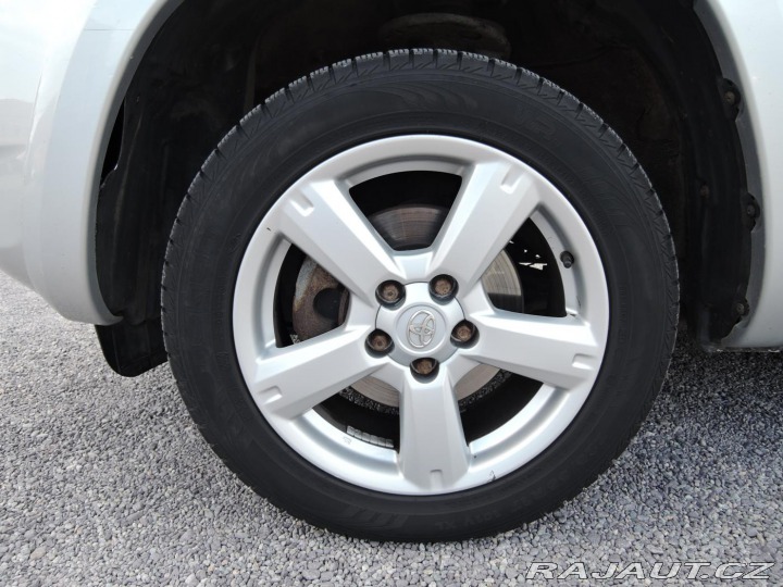 Toyota RAV4 2,2 D-CAT 4x4 107.000 KM 2007