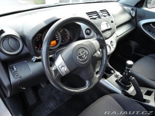 Toyota RAV4 2,2 D-CAT 4x4 107.000 KM 2007