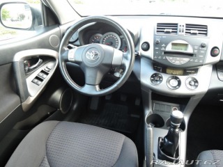 Toyota RAV4 2,2 D-CAT 4x4 107.000 KM 2007