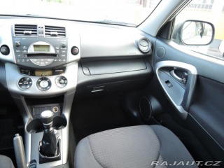 Toyota RAV4 2,2 D-CAT 4x4 107.000 KM 2007
