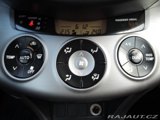 Toyota RAV4 2,2 D-CAT 4x4 107.000 KM 2007