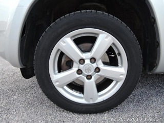 Toyota RAV4 2,2 D-CAT 4x4 107.000 KM 2007