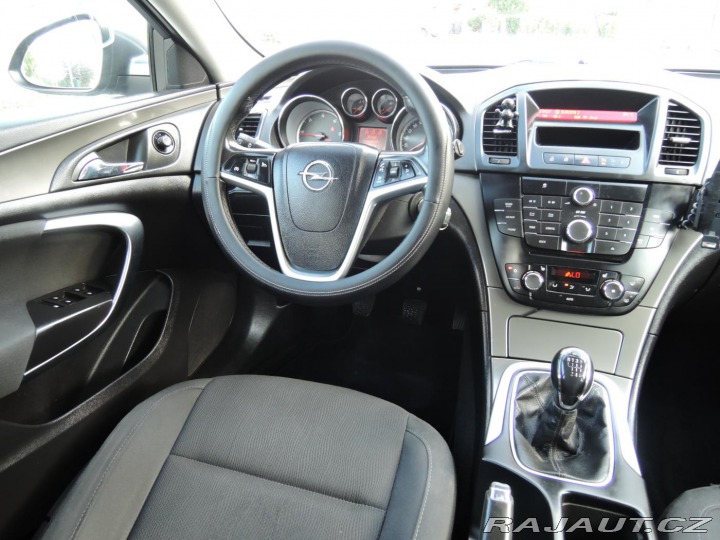 Opel Insignia 2.0 D 2009