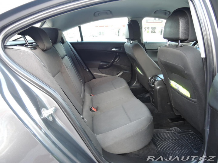 Opel Insignia 2.0 D 2009