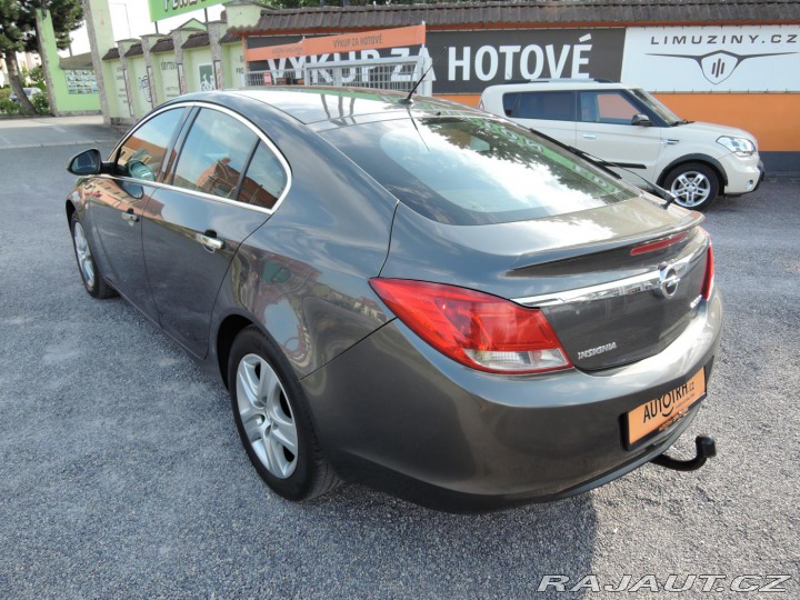 Opel Insignia 2.0 D 2009
