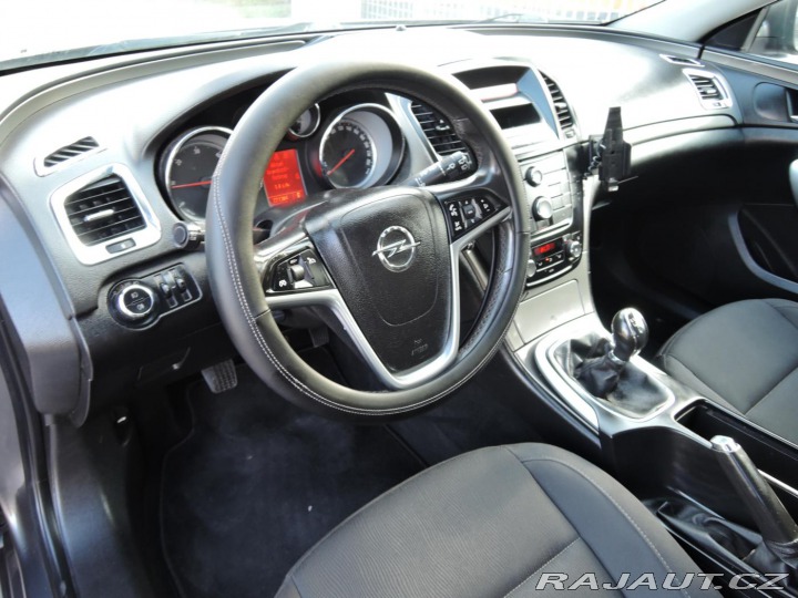 Opel Insignia 2.0 D 2009