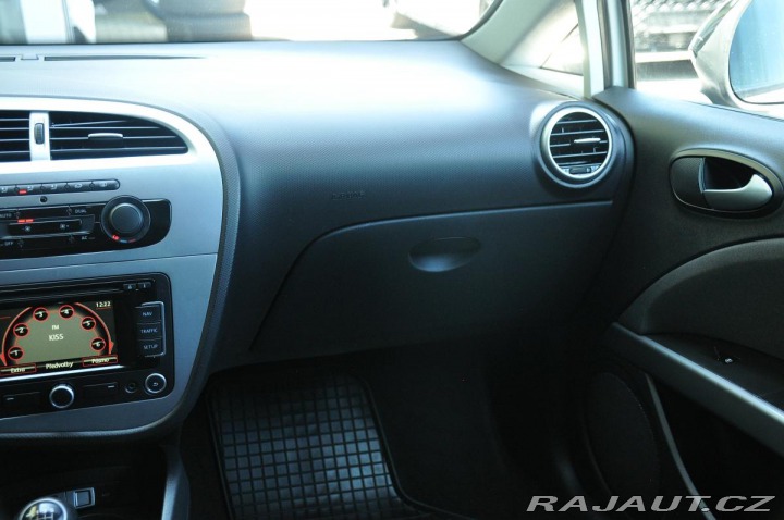 Seat Leon 2.0TDi STYLE NAVI 2012