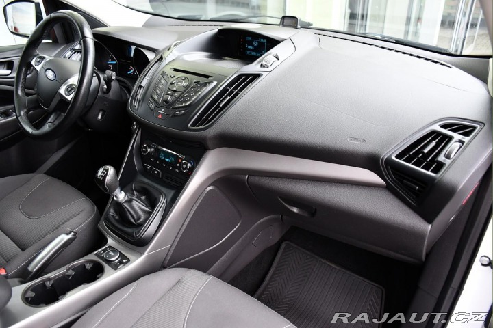 Ford Kuga 2.0TDCi PĚKNÝ STAV REZERV 2014