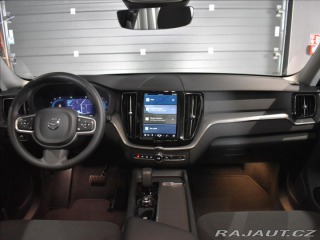 Volvo XC60 2,0 B4 AWD CORE  Bezklíč 2022
