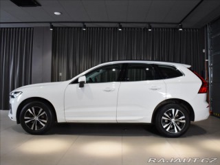 Volvo XC60 2,0 B4 AWD CORE  Bezklíč 2022